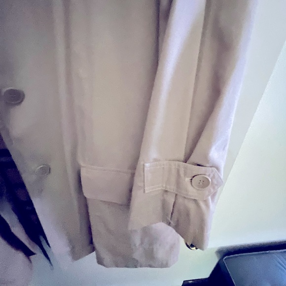 London Fog Limited Edition Trench Coat With Detachable Lining - Picture 3 of 9